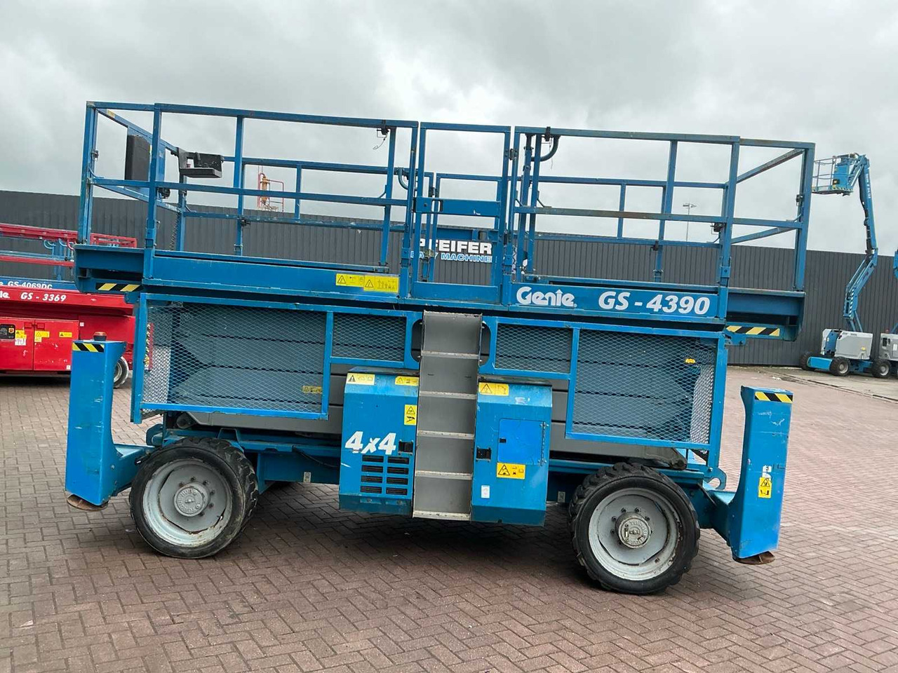 Genie GS-4390 - Подъёмник: фото 4 Genie GS-4390 - Подъёмник: фото 4