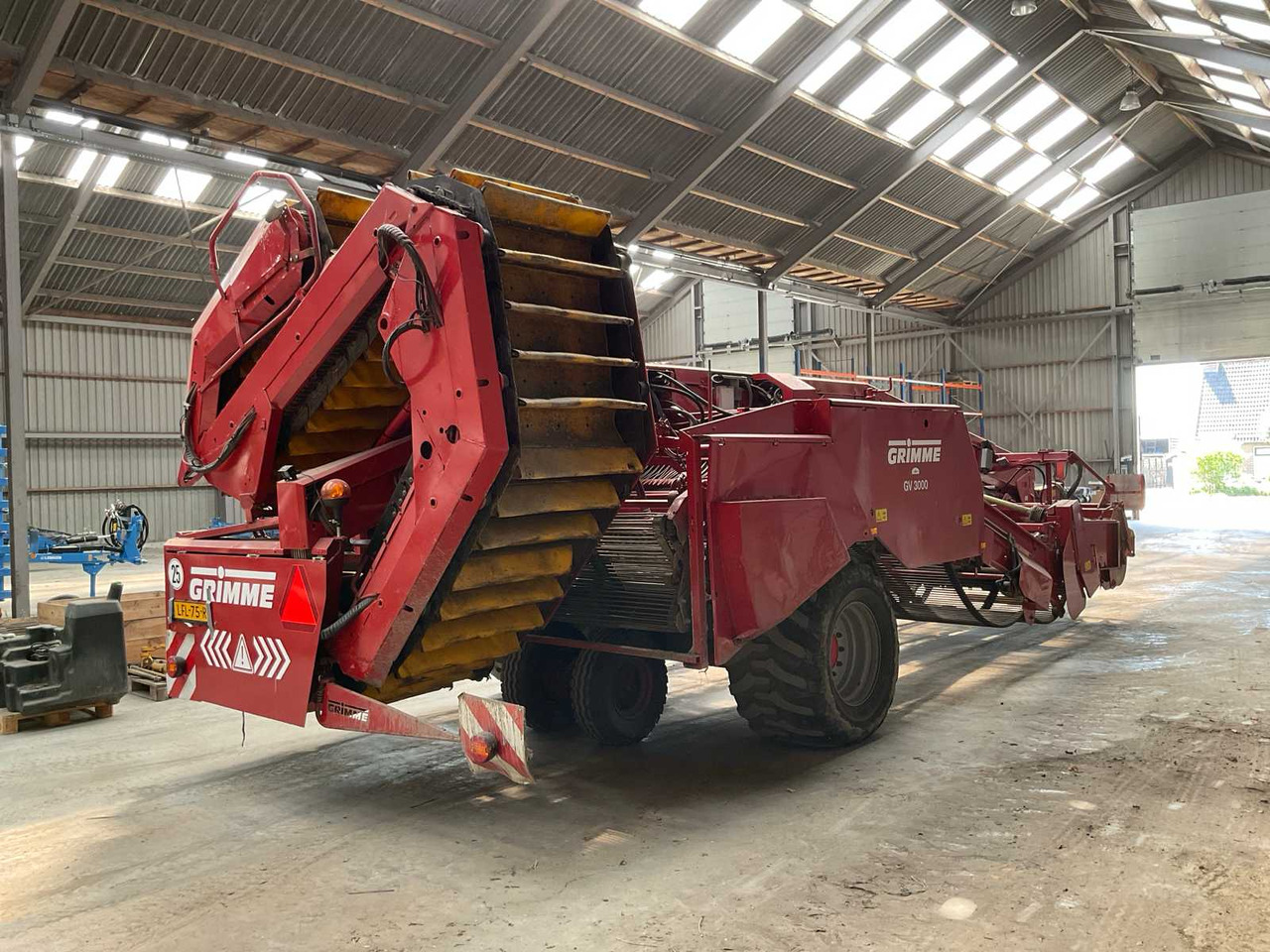 Grimme GV 3000 - Картофелеуборочный комбайн: фото 4 Grimme GV 3000 - Картофелеуборочный комбайн: фото 4