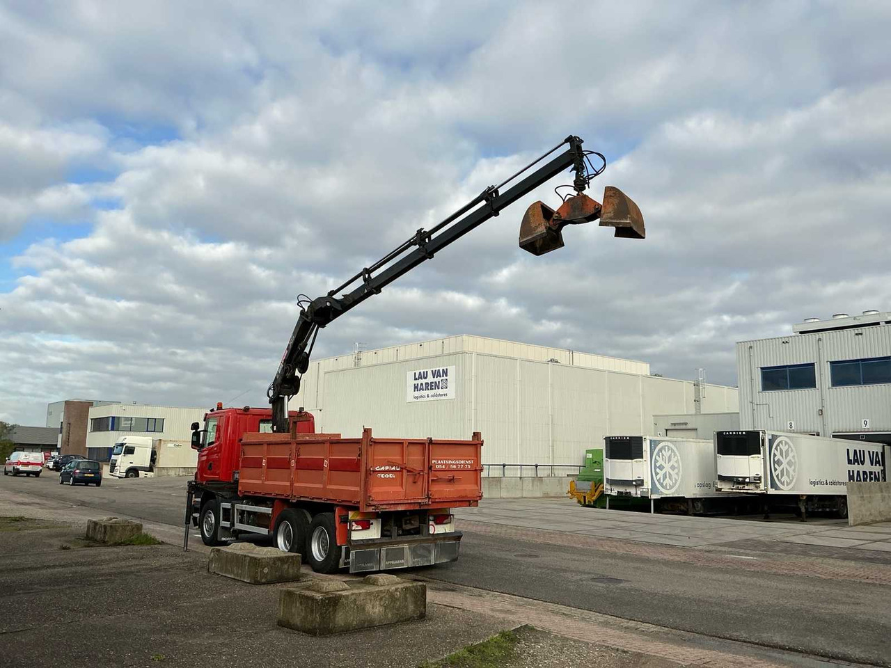 2009 SCANIA G420 TIPPER TRUCK WITH CRANE - Грузовик: фото 5 2009 SCANIA G420 TIPPER TRUCK WITH CRANE - Грузовик: фото 5