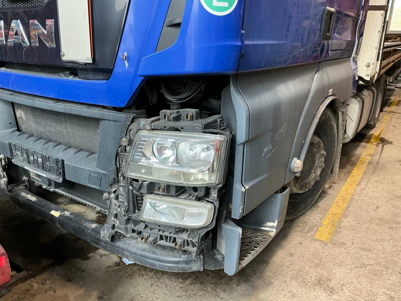 2015 MAN TGX TRACTOR UNIT INCLUDING TRAILER - Грузовик: фото 3 2015 MAN TGX TRACTOR UNIT INCLUDING TRAILER - Грузовик: фото 3