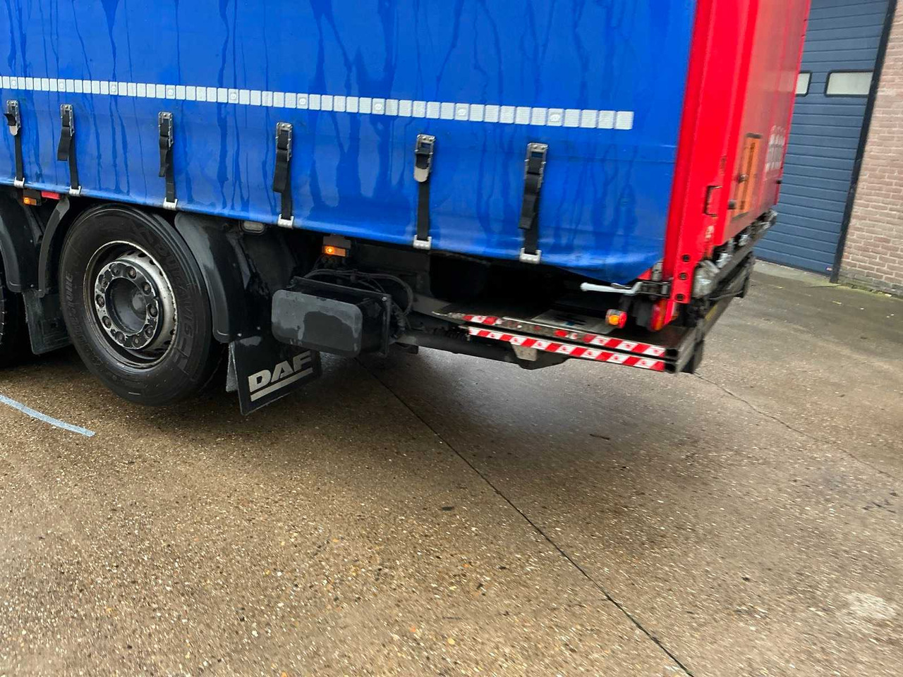 Грузовик 2021 DAF XF480FAN TRUCK WITH CANOPY BODY(C): фото 8