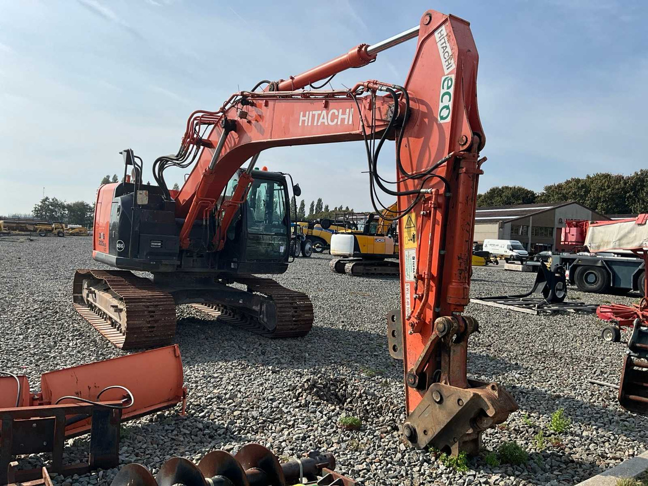 Hitachi Zaxis 225uslc - Гусеничный экскаватор: фото 4 Hitachi Zaxis 225uslc - Гусеничный экскаватор: фото 4