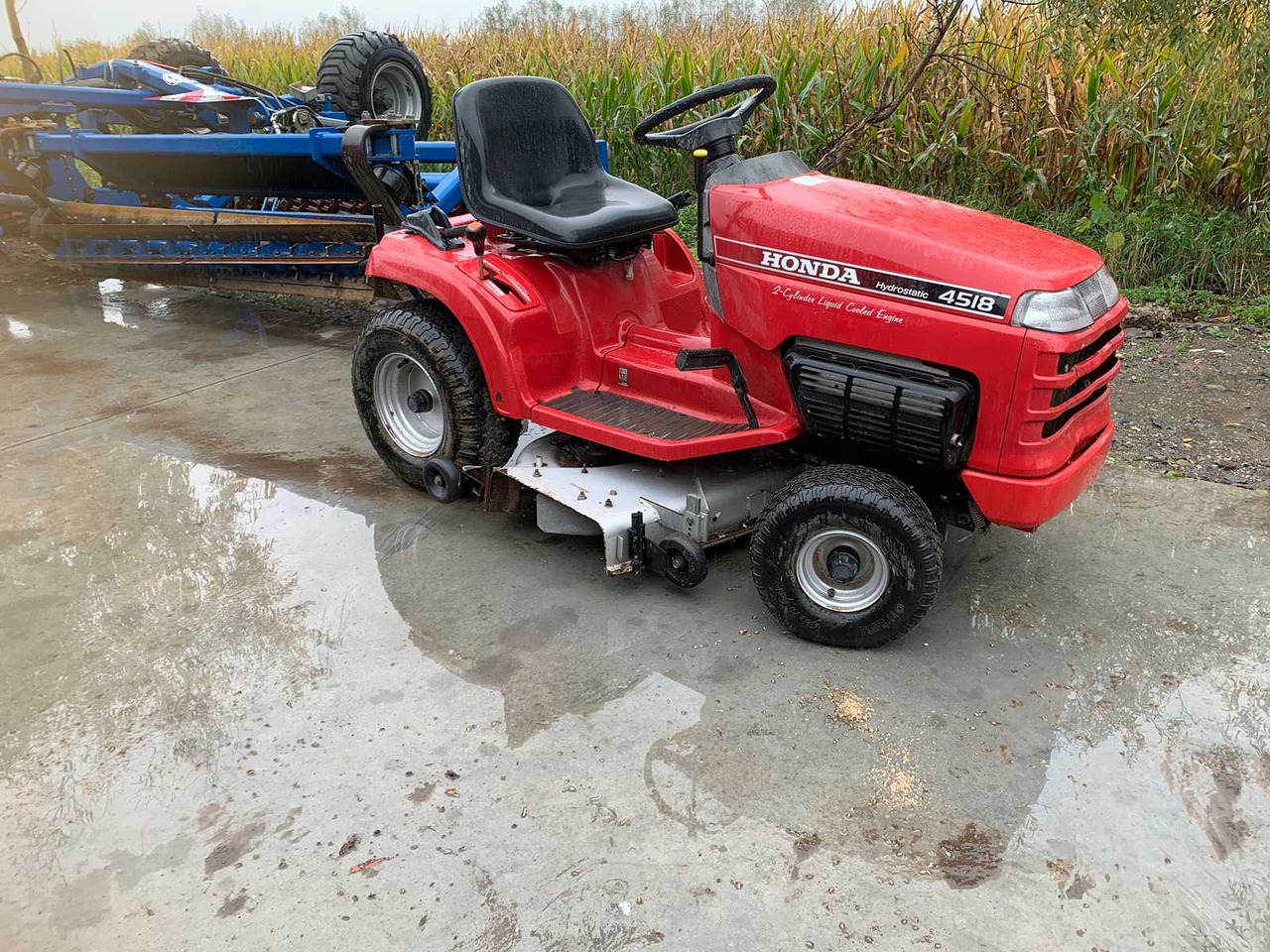 Honda - Газонокосилка: фото 1 Honda - Газонокосилка: фото 1