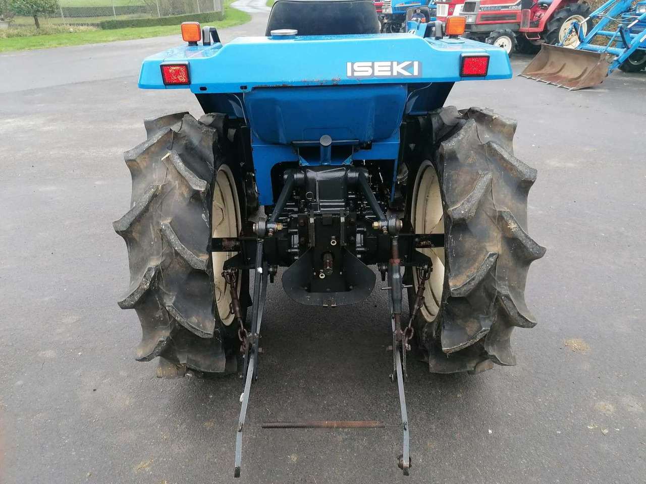 Iseki TU217F - Минитрактор: фото 4 Iseki TU217F - Минитрактор: фото 4