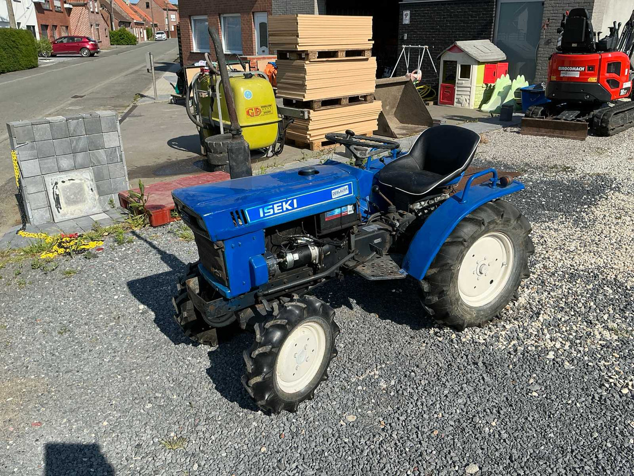Iseki TX1300F - Минитрактор: фото 1 Iseki TX1300F - Минитрактор: фото 1