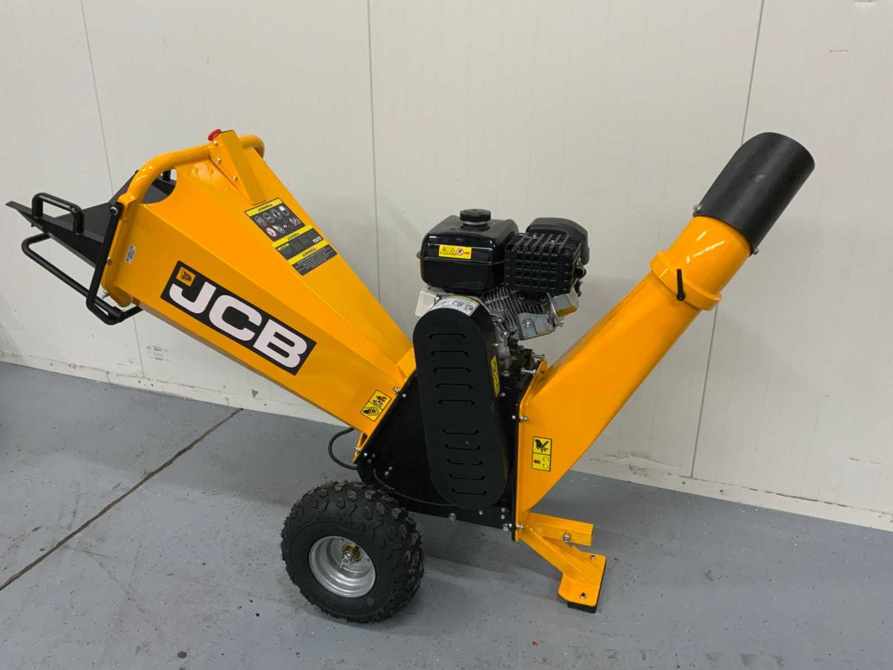 JCB CH75100P - Измельчитель древесины: фото 4 JCB CH75100P - Измельчитель древесины: фото 4