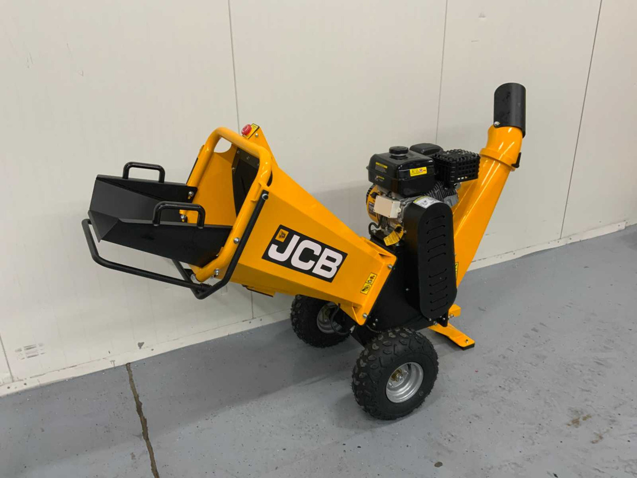 JCB CH75100P - Измельчитель древесины: фото 2 JCB CH75100P - Измельчитель древесины: фото 2