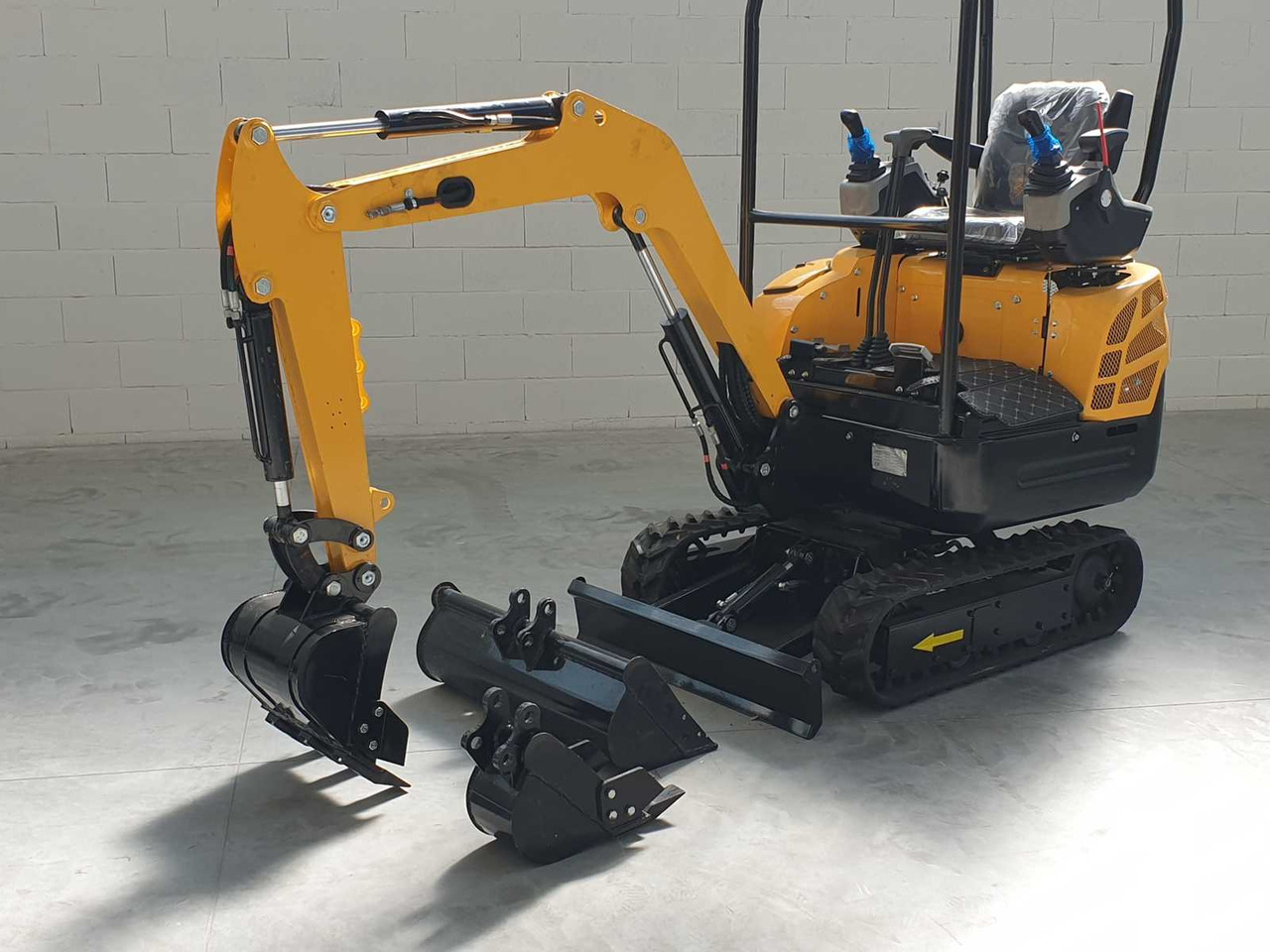 JPC KV15 MINI EXCAVATOR - Мини-экскаватор: фото 3 JPC KV15 MINI EXCAVATOR - Мини-экскаватор: фото 3