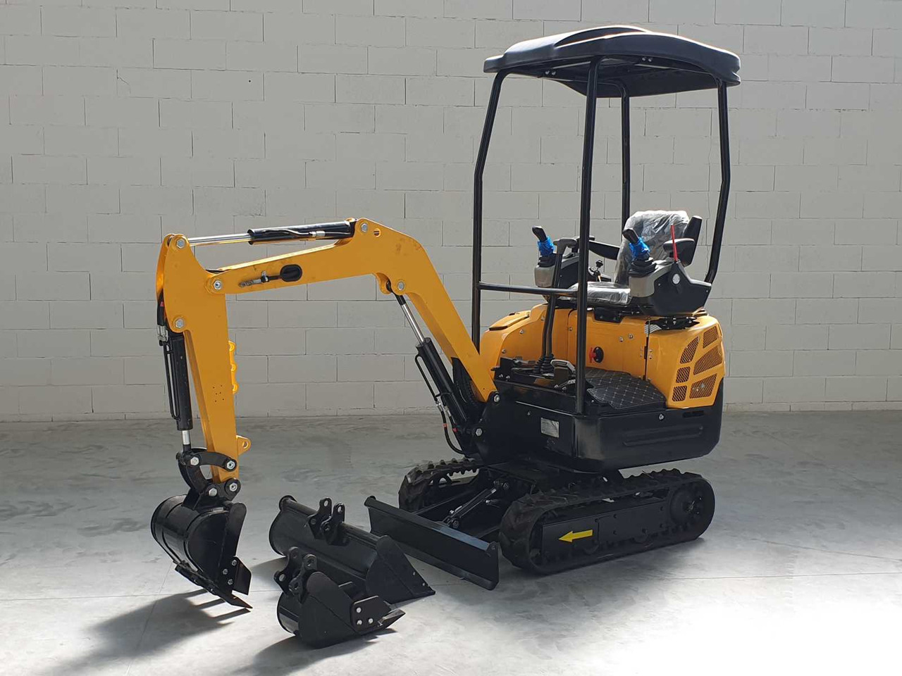 JPC KV15 MINI EXCAVATOR - Мини-экскаватор: фото 2 JPC KV15 MINI EXCAVATOR - Мини-экскаватор: фото 2