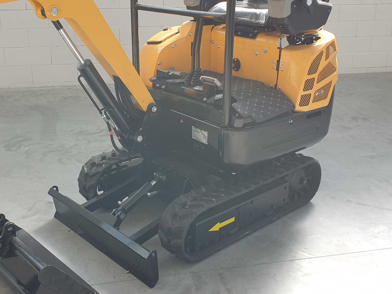 JPC KV15 MINI EXCAVATOR - Мини-экскаватор: фото 4 JPC KV15 MINI EXCAVATOR - Мини-экскаватор: фото 4