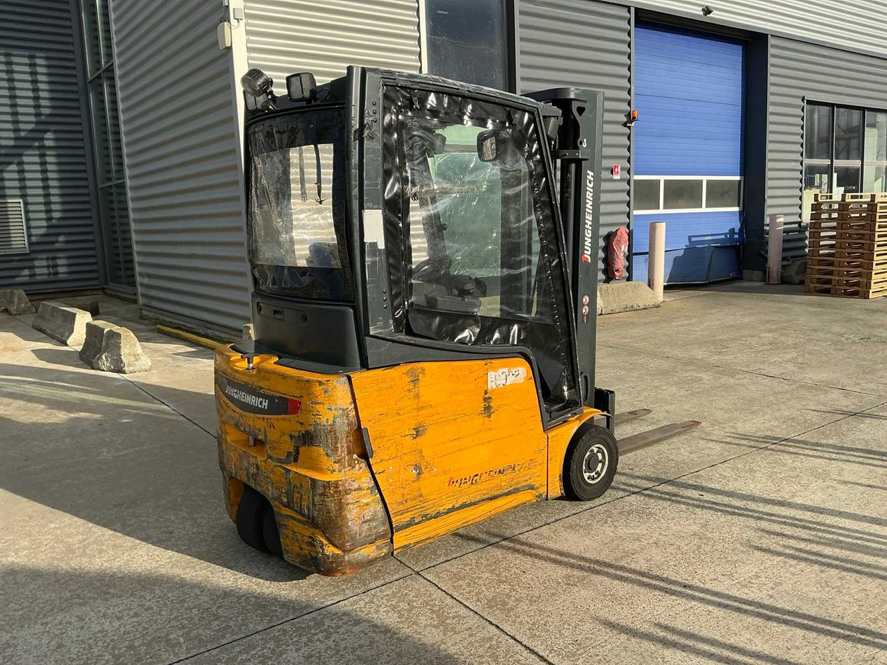 JUNGHEINRICH - 2015 - EFG216 - FORKLIFT - Вилочный погрузчик: фото 4 JUNGHEINRICH - 2015 - EFG216 - FORKLIFT - Вилочный погрузчик: фото 4