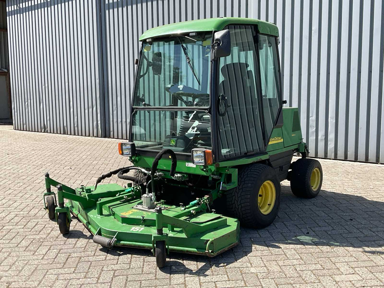 John Deere 1505 - Газонокосилка: фото 1 John Deere 1505 - Газонокосилка: фото 1