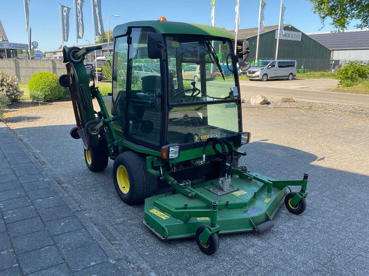 John Deere 1515 Series 2 4WD - Газонокосилка: фото 4 John Deere 1515 Series 2 4WD - Газонокосилка: фото 4