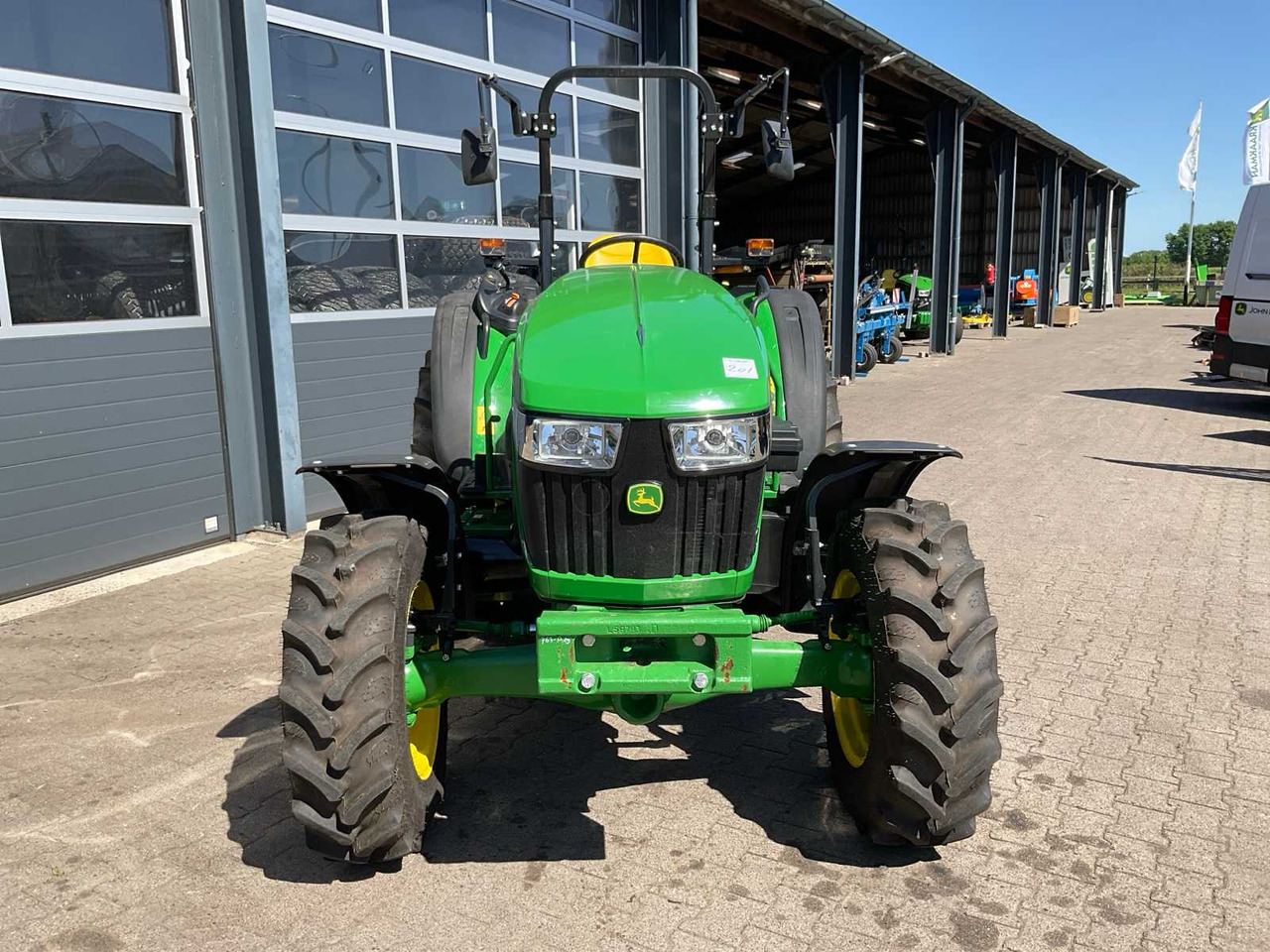 John Deere 5050E - Трактор: фото 3 John Deere 5050E - Трактор: фото 3