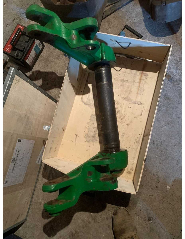 John Deere JOHN DEERE BRAT - SET RIDICARE TRACTOR JOHN DEERE - Трактор: фото 1 John Deere JOHN DEERE BRAT - SET RIDICARE TRACTOR JOHN DEERE - Трактор: фото 1