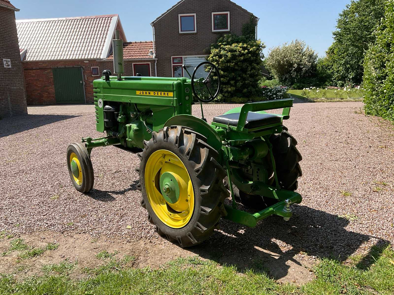 John Deere M - Трактор: фото 3 John Deere M - Трактор: фото 3