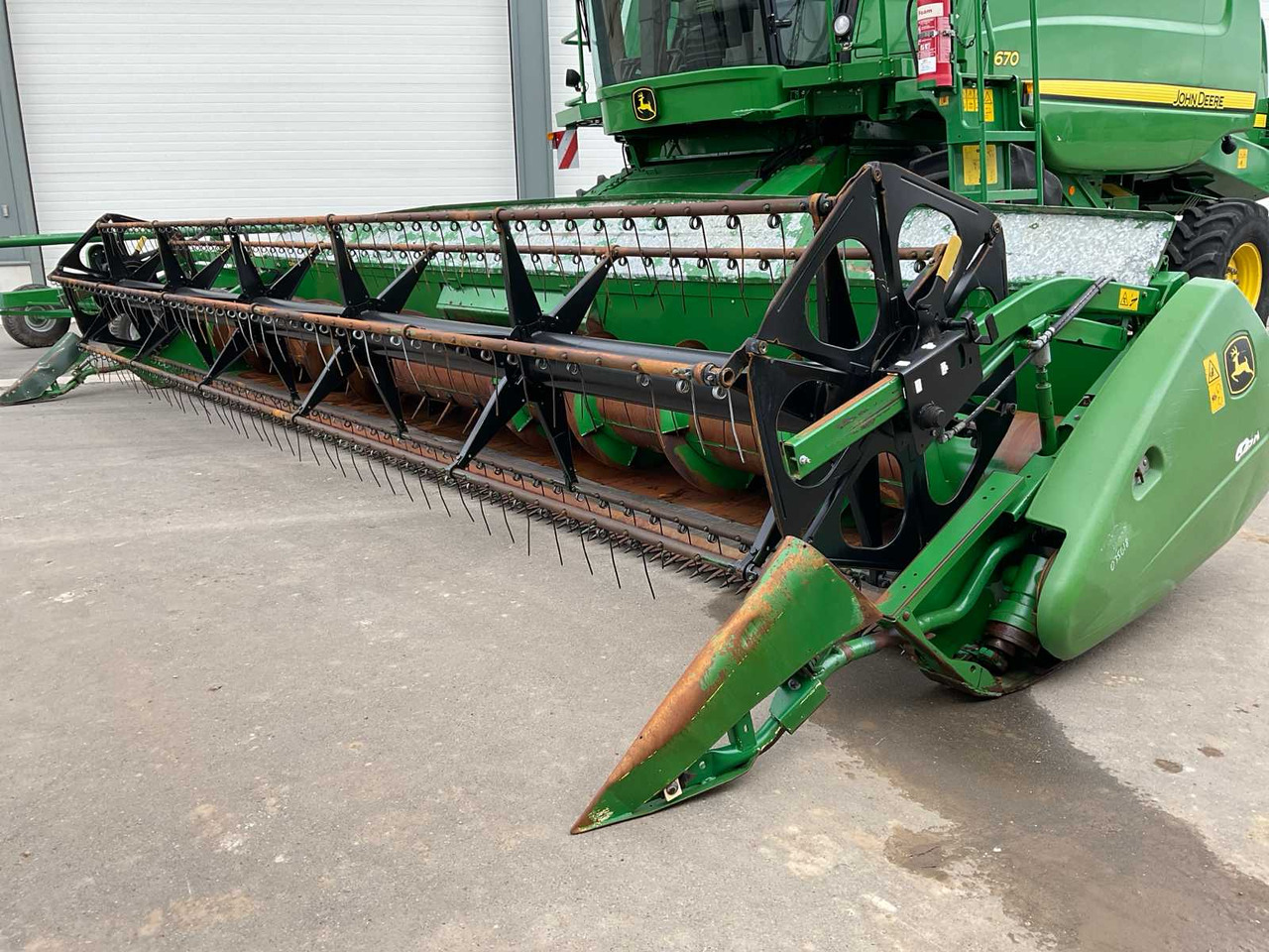 Зерноуборочный комбайн John Deere T670: фото 9 Зерноуборочный комбайн John Deere T670: фото 9