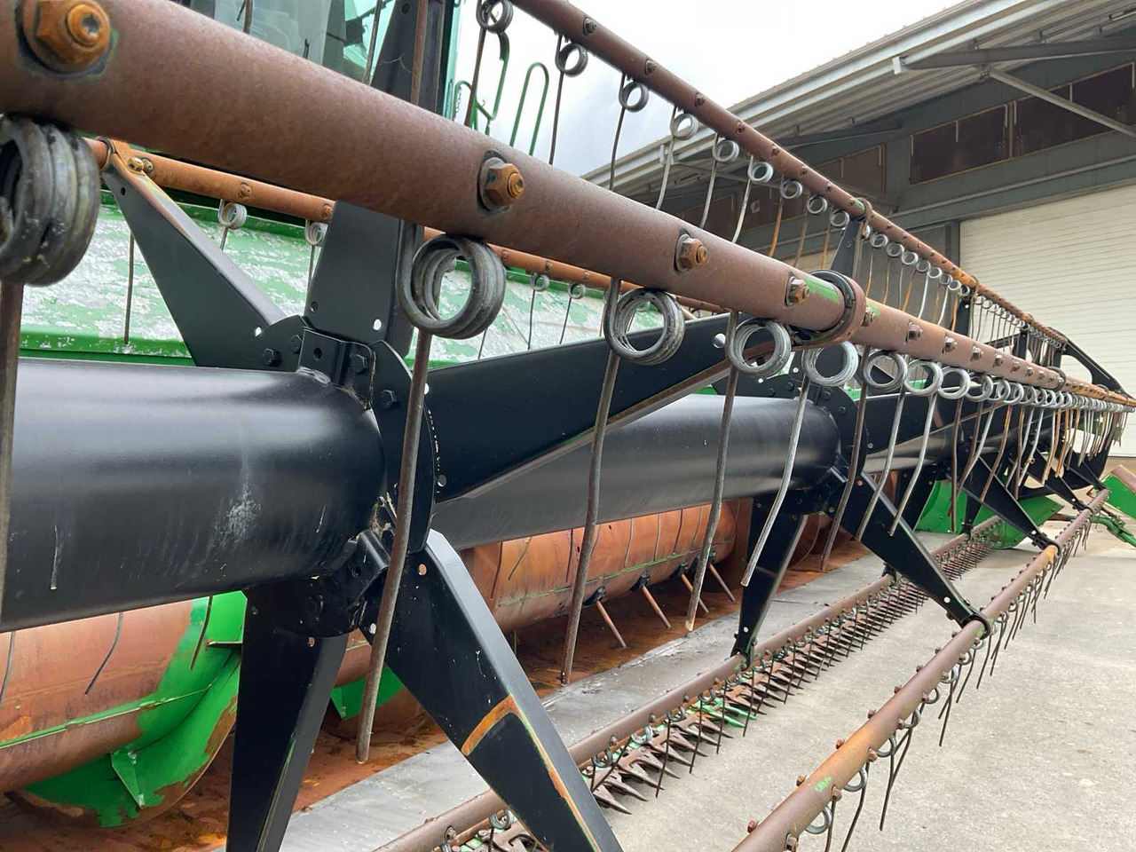 Зерноуборочный комбайн John Deere T670: фото 13 Зерноуборочный комбайн John Deere T670: фото 13