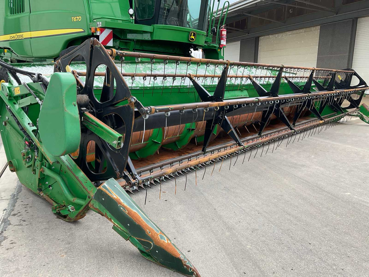 Зерноуборочный комбайн John Deere T670: фото 11 Зерноуборочный комбайн John Deere T670: фото 11