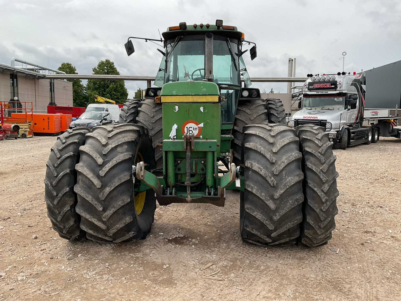 John deere 4240S - Трактор: фото 4 John deere 4240S - Трактор: фото 4