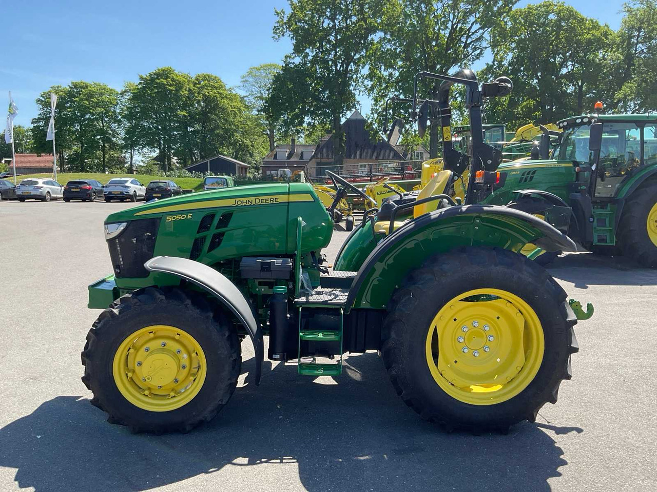 John deere 5050E - Трактор: фото 2 John deere 5050E - Трактор: фото 2