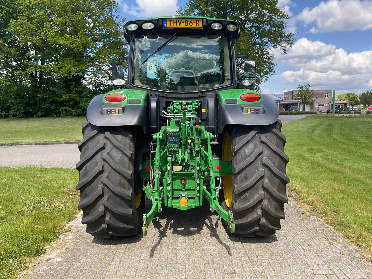 John deere 6155R - Трактор: фото 4 John deere 6155R - Трактор: фото 4