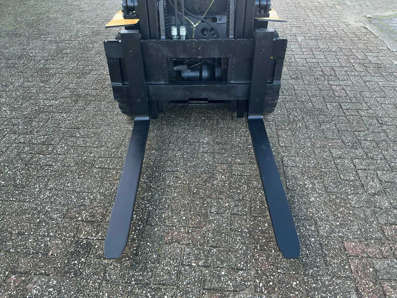 KOMATSU FD25-8 FORKLIFT - Вилочный погрузчик: фото 5 KOMATSU FD25-8 FORKLIFT - Вилочный погрузчик: фото 5