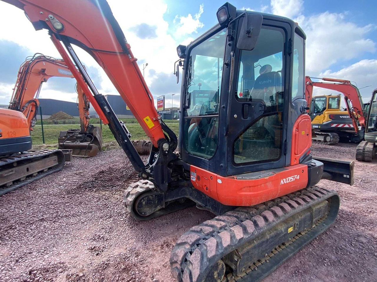 KUBOTA KX 057-4 5.5 TON MINI CRAWLER EXCAVATOR - Мини-экскаватор: фото 1 KUBOTA KX 057-4 5.5 TON MINI CRAWLER EXCAVATOR - Мини-экскаватор: фото 1