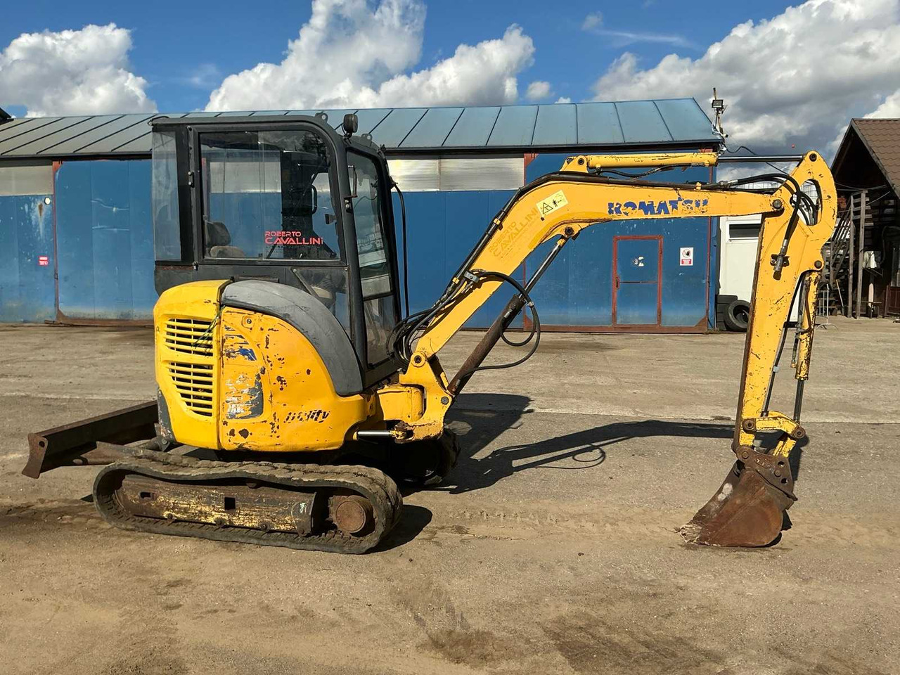 Komatsu PC 27 MR-2 - Мини-экскаватор: фото 5 Komatsu PC 27 MR-2 - Мини-экскаватор: фото 5