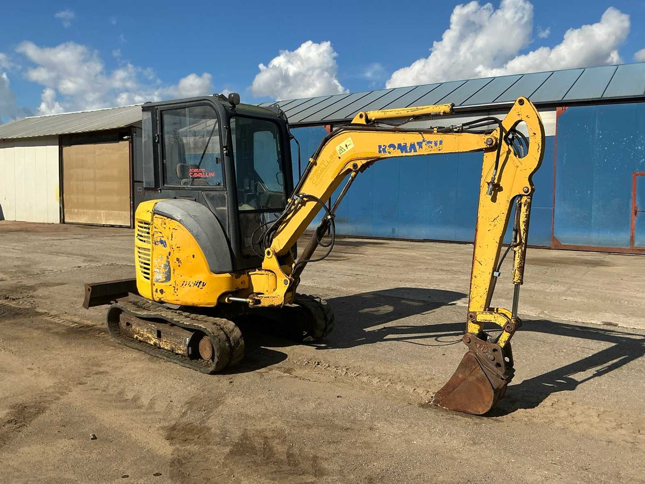 Komatsu PC 27 MR-2 - Мини-экскаватор: фото 1 Komatsu PC 27 MR-2 - Мини-экскаватор: фото 1