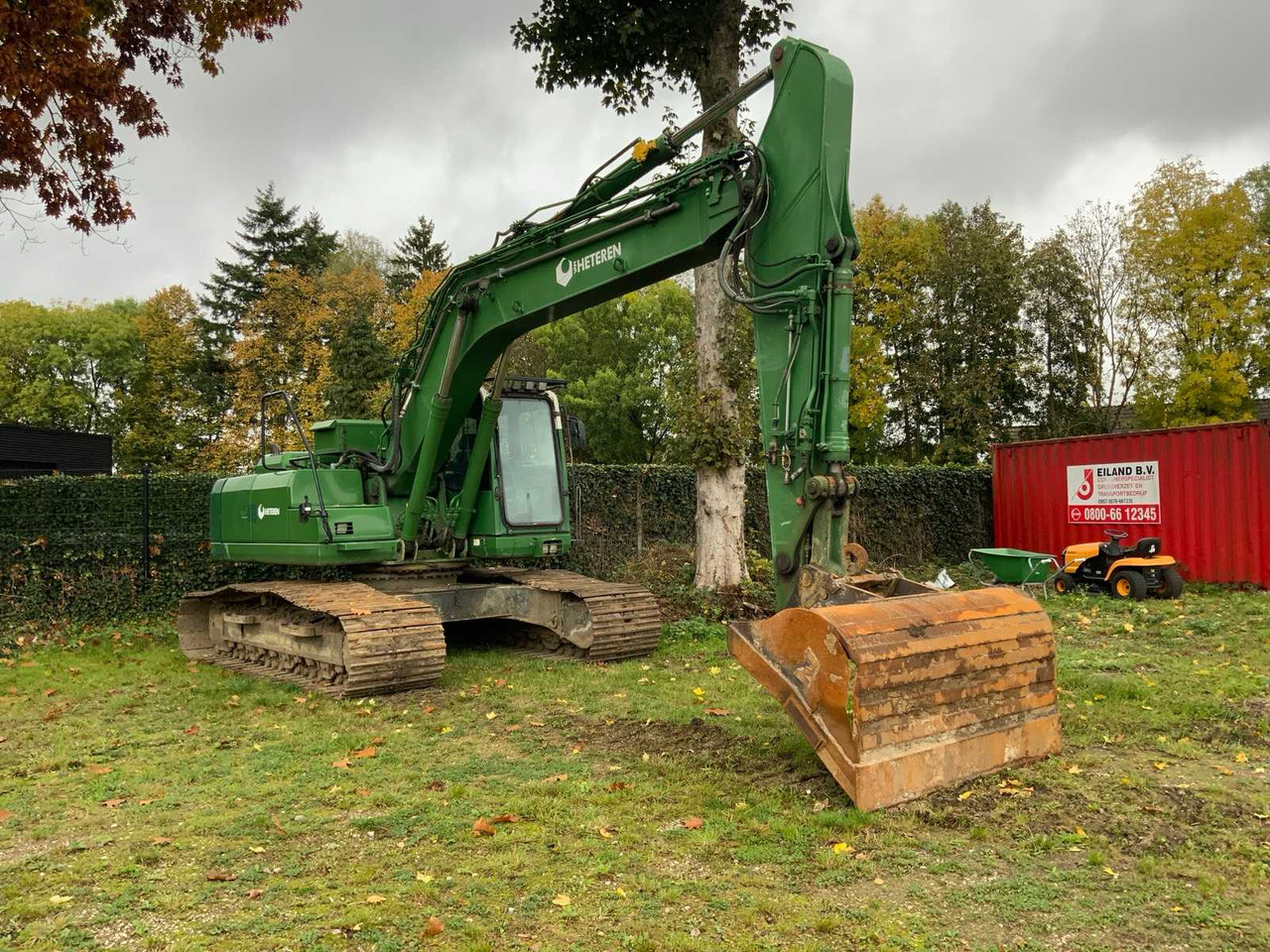 Komatsu PC240LC-8 - Гусеничный экскаватор: фото 3 Komatsu PC240LC-8 - Гусеничный экскаватор: фото 3