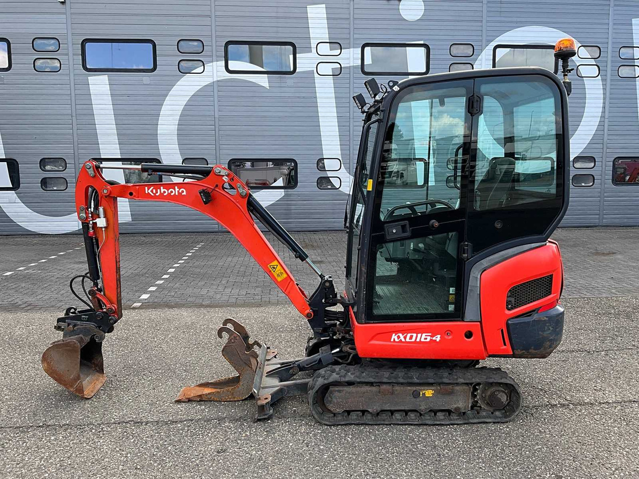 Kubota KX016-4 - Мини-экскаватор: фото 2 Kubota KX016-4 - Мини-экскаватор: фото 2
