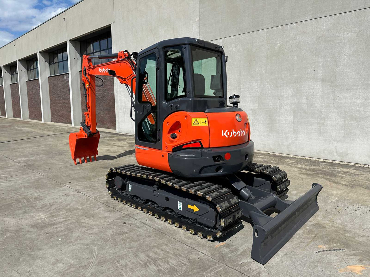 Гусеничный экскаватор Kubota KX163-5: фото 6