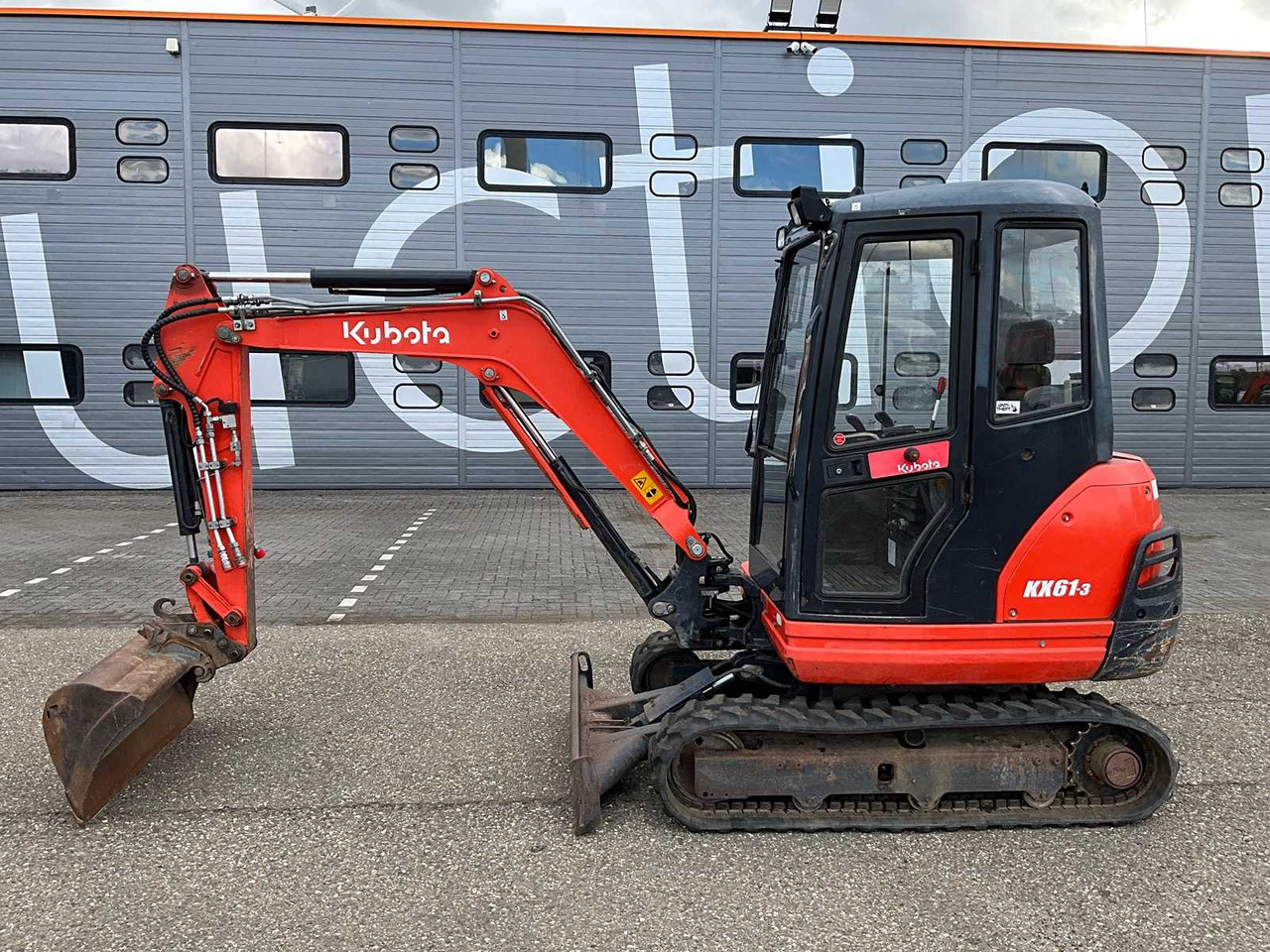 Kubota KX61-3 - Мини-экскаватор: фото 2 Kubota KX61-3 - Мини-экскаватор: фото 2