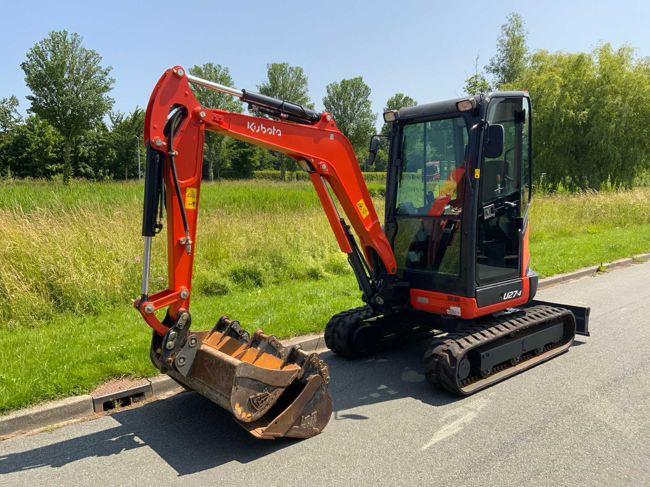 Kubota U27-4 - Мини-экскаватор: фото 1 Kubota U27-4 - Мини-экскаватор: фото 1