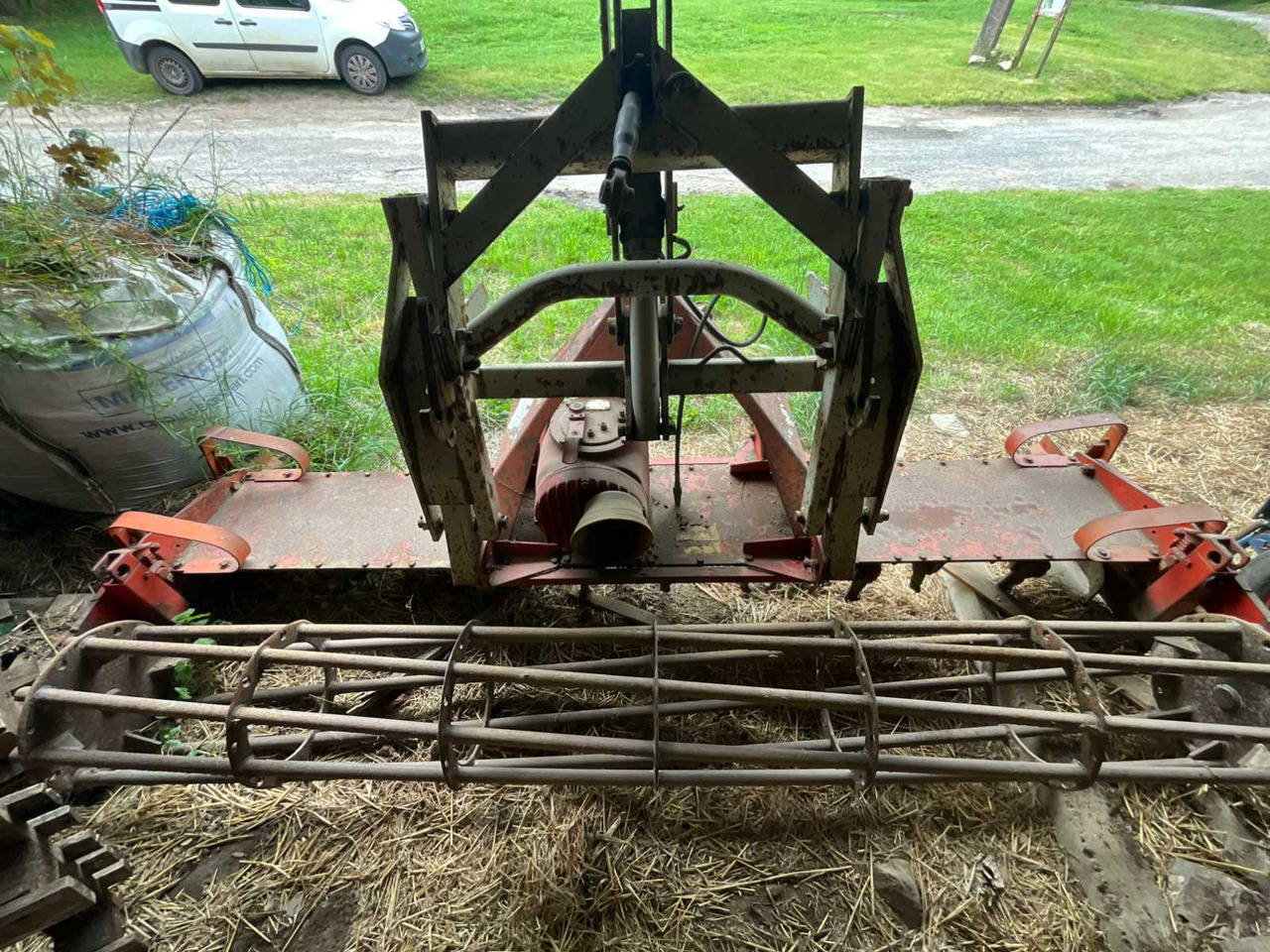 Kuhn HR300 - Активная борона: фото 4 Kuhn HR300 - Активная борона: фото 4