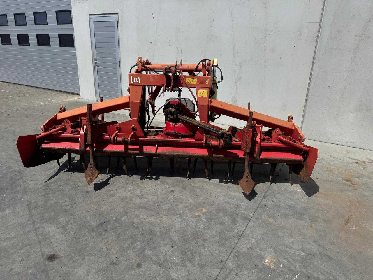 Lely 300-55 - Активная борона: фото 1 Lely 300-55 - Активная борона: фото 1