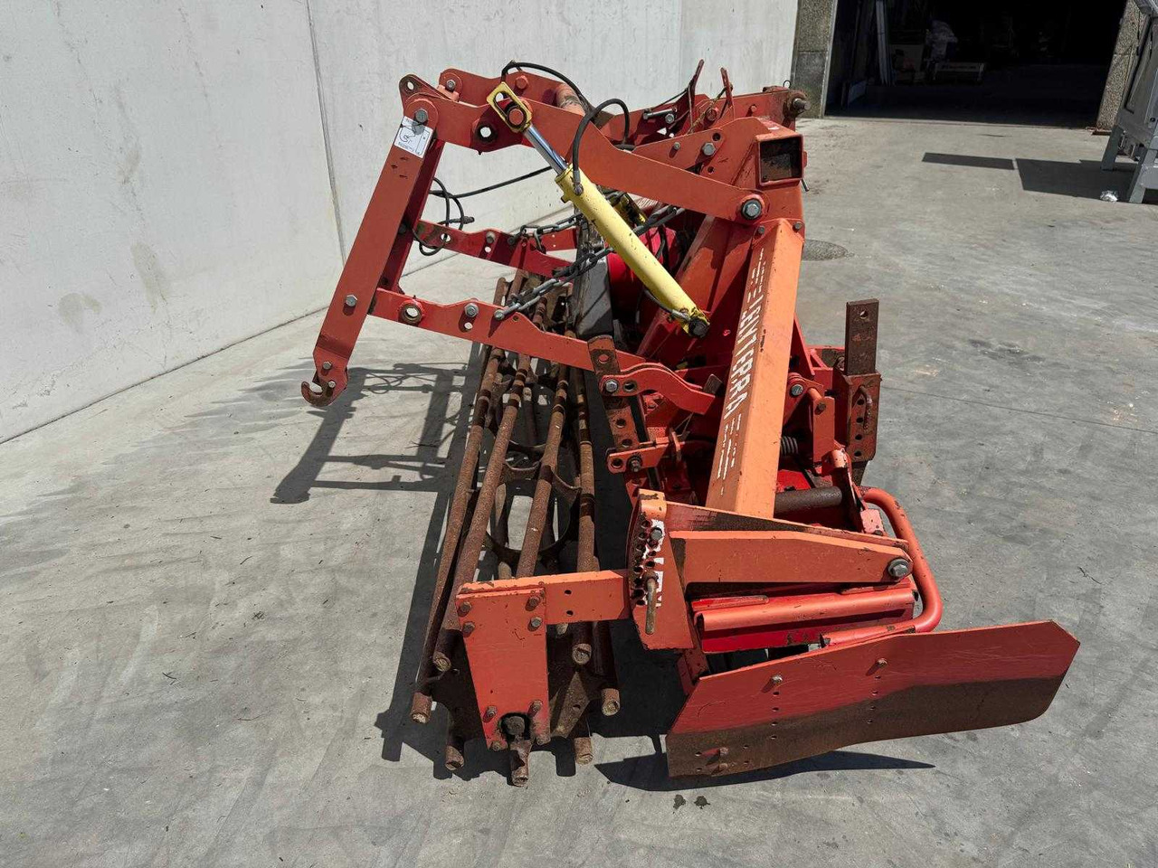 Lely 300-55 - Активная борона: фото 5 Lely 300-55 - Активная борона: фото 5
