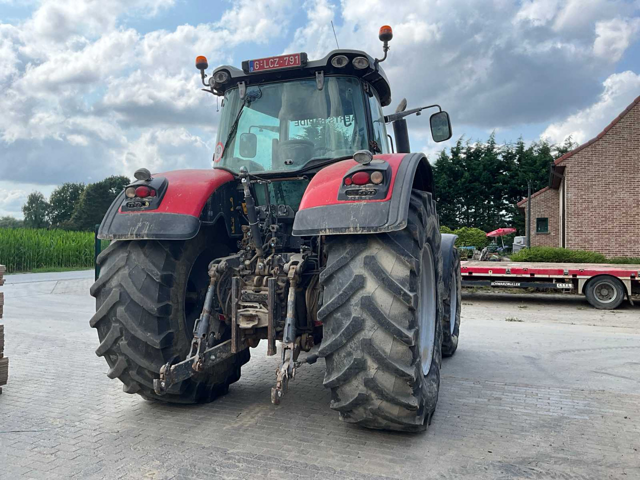 MASSEY FERGUSON MF 8690 PS - Трактор: фото 5 MASSEY FERGUSON MF 8690 PS - Трактор: фото 5