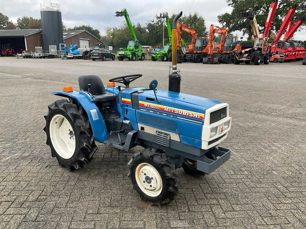 Mitsubishi MT1601D - Минитрактор: фото 4 Mitsubishi MT1601D - Минитрактор: фото 4