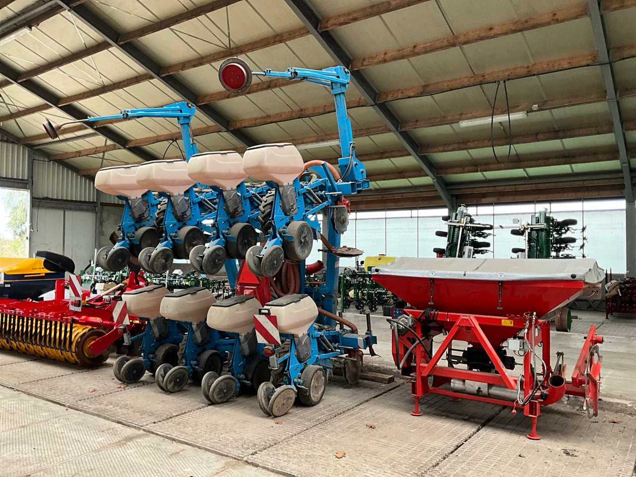 Monosem 8x75 - Сеялка точного высева: фото 3 Monosem 8x75 - Сеялка точного высева: фото 3