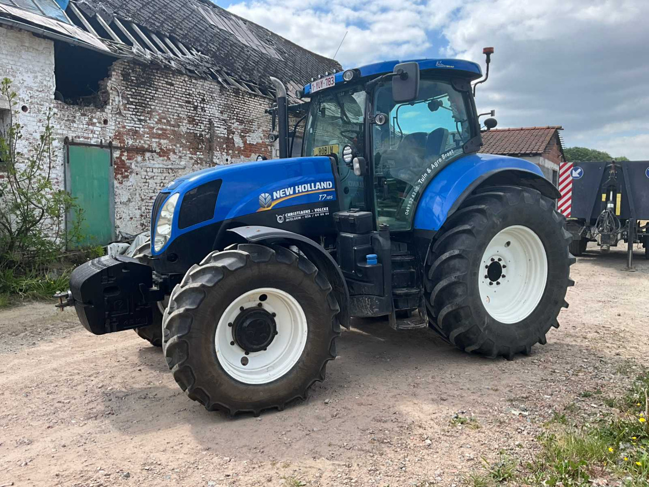 New Holland T7.185 - Трактор: фото 1 New Holland T7.185 - Трактор: фото 1