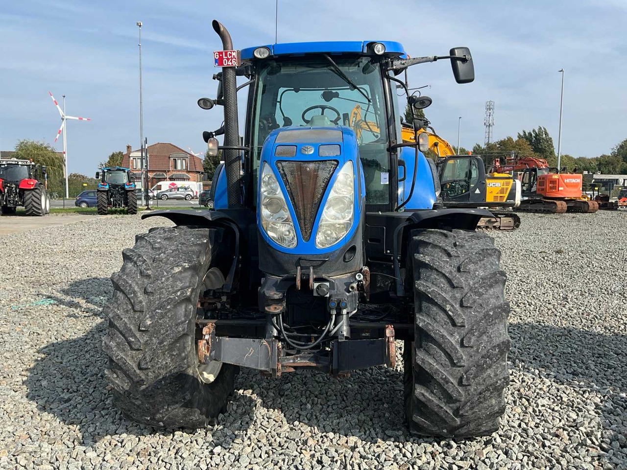 New Holland T7.210 - Трактор: фото 2 New Holland T7.210 - Трактор: фото 2