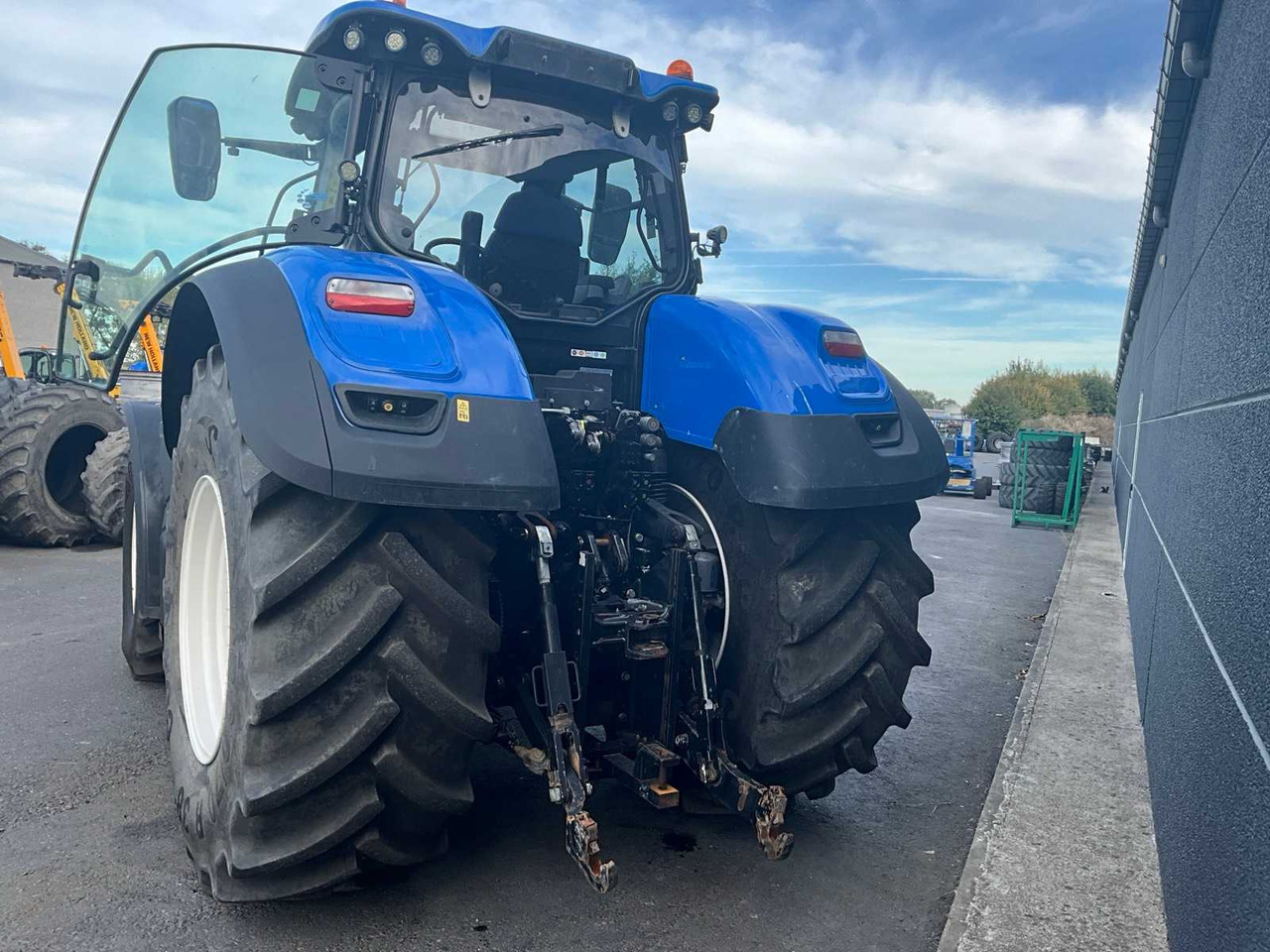New Holland T7.315 - Трактор: фото 5 New Holland T7.315 - Трактор: фото 5