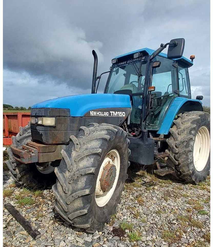 New Holland TM150 - Трактор: фото 4 New Holland TM150 - Трактор: фото 4