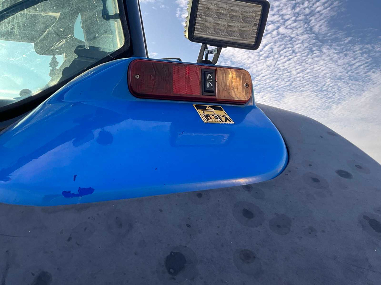 Трактор New Holland TM165: фото 21