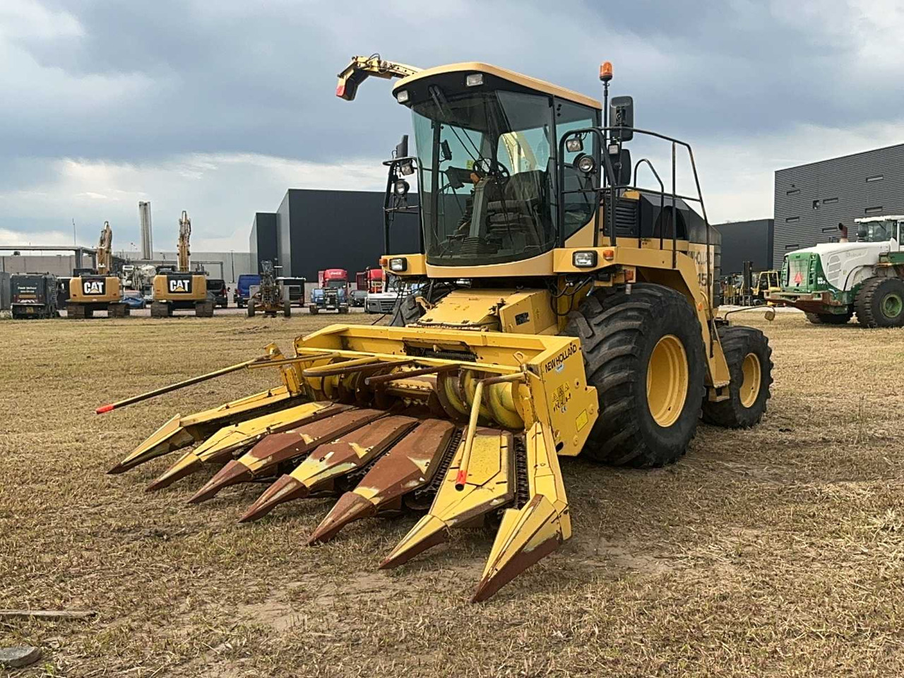 New holland FX450 - Кормоуборочный комбайн: фото 1 New holland FX450 - Кормоуборочный комбайн: фото 1