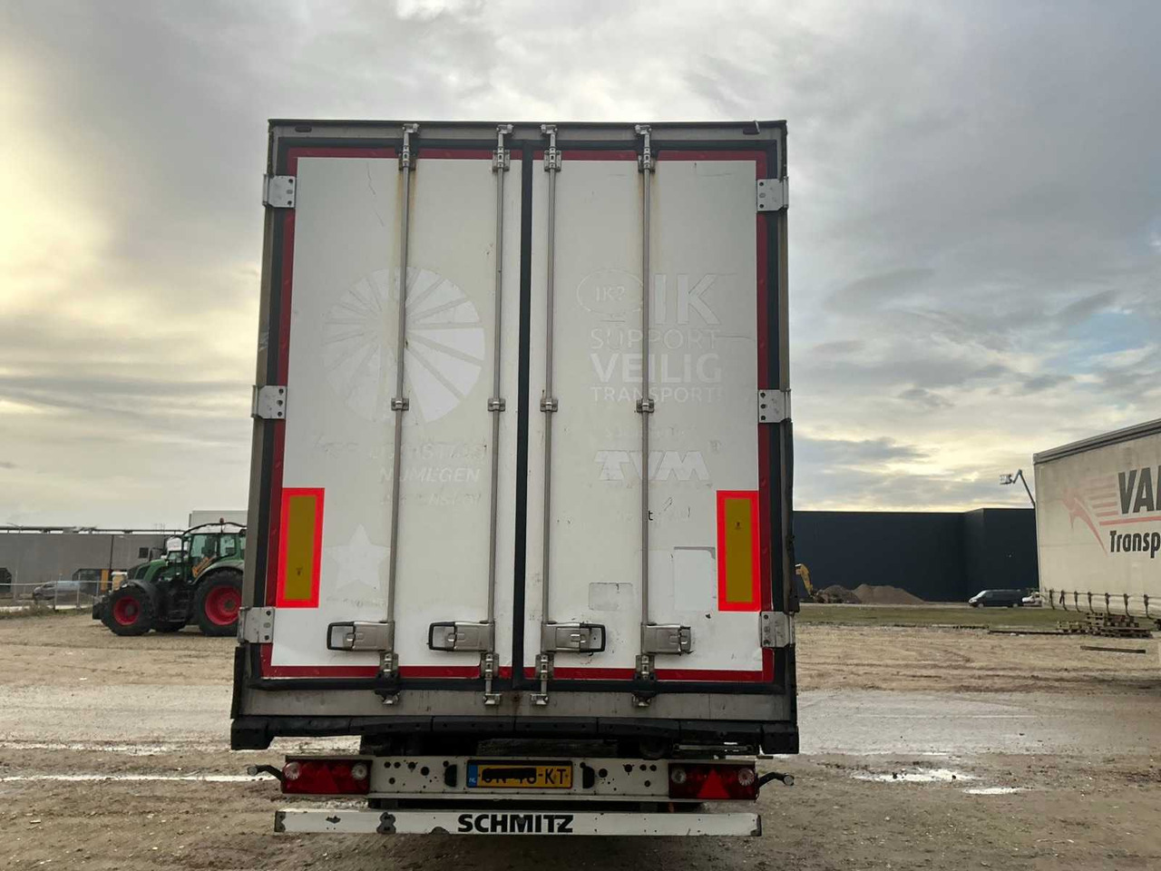 2014 SCHMITZ CARGOBULL SCB*S3B SEMI-TRAILER - Полуприцеп: фото 5 2014 SCHMITZ CARGOBULL SCB*S3B SEMI-TRAILER - Полуприцеп: фото 5