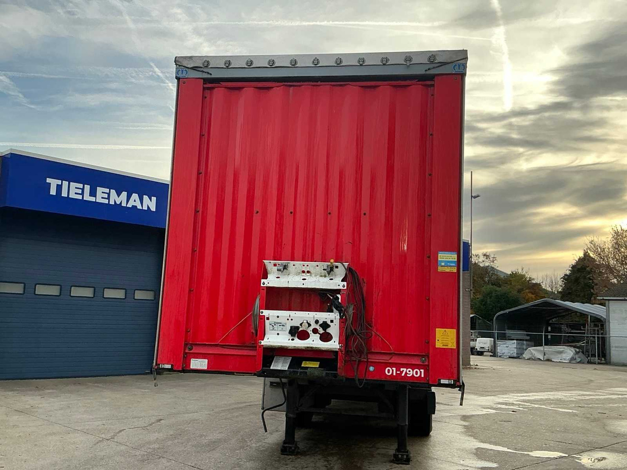 2015 KRONE SZ CITYTRAILER - Полуприцеп: фото 3 2015 KRONE SZ CITYTRAILER - Полуприцеп: фото 3