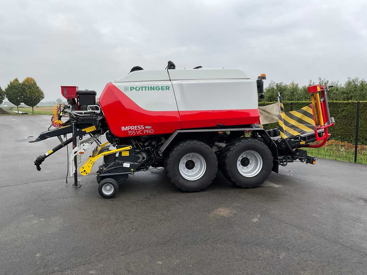 Pottinger Impress 155 VC PRO - Пресс-подборщик рулонный, Обмотчик рулонов: фото 3 Pottinger Impress 155 VC PRO - Пресс-подборщик рулонный, Обмотчик рулонов: фото 3